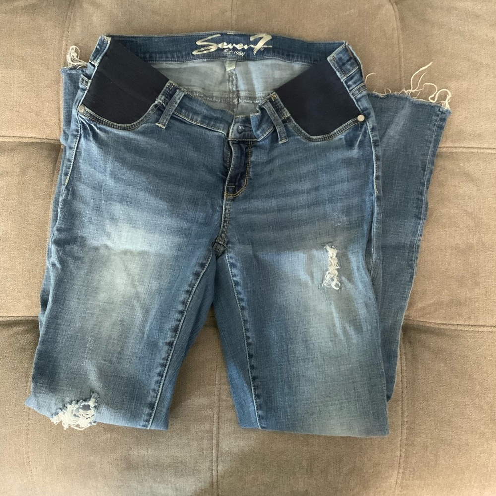 Maternity capri jeans sevens